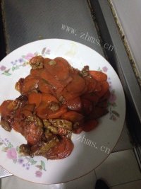胡萝卜炒肉做法图解8)