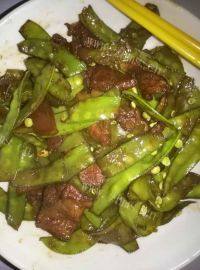 家常菜肉炒扁豆
