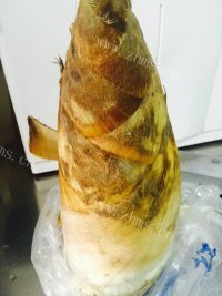美味的火龙果皮笋丁包做法图解3)