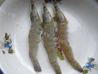香香的蒜蓉开背虾做法图解2)