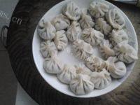 美味的韭菜猪肉馅饺子做法图解7)