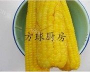 美味的玉米冰花锅烙做法图解2)