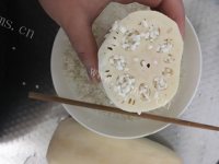 独特的糯米藕做法图解3)