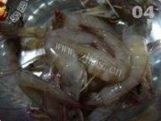 香气浓郁的鲜虾肠粉做法图解4)