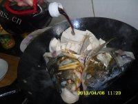 口感好的鱼头豆腐汤做法图解7)