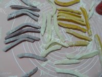 色香味俱全的棒棒糖花卷做法图解4)