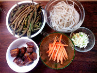 家常菜红烧肉炖干豆角做法图解1)