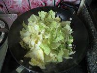 让人怀念的手撕包菜做法图解6)