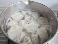 在家做的胡萝卜牛肉饺子做法图解16)