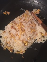 美味的蛋炒饭做法图解6)