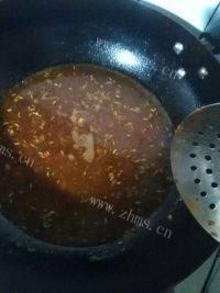 好吃的蒜香辣椒鱼做法图解3)
