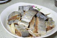 家常菜香酥带鱼做法图解2)