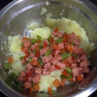 香气浓郁的香煎土豆饼做法图解6)