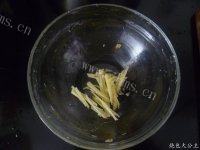 简单易做的皮蛋豆腐做法图解5)