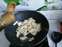 家常菜韭菜炒豆干做法图解4)