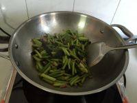 家常菜蒜苔炒肉丝