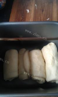 自制卡仕达面包做法图解10)