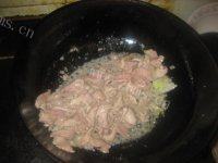 秀色的青椒炒肉片做法图解2)