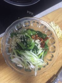 家常菜凉拌青菜做法图解8)