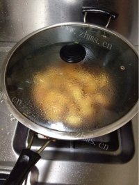 色味俱佳的红烧土豆做法图解4)