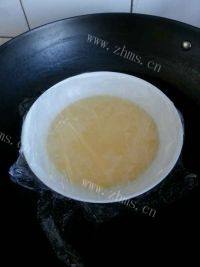 自制鲜虾蒸蛋做法图解4)