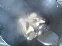 味道不错的红烧茄子做法图解4)