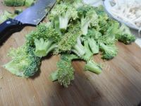 家常菜耗油西兰花做法图解1)