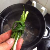 独特的过桥米线做法图解3)