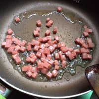 美味的咖哩炒饭做法图解3)