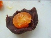 广式蛋黄月饼做法图解5)