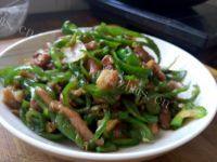 家常菜青椒炒肉丝