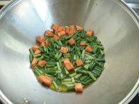 家庭版宫保豆腐做法图解8)