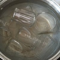 诱人的草莓酱做法图解5)