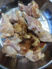 美味的香酥鸡翅根做法图解2)