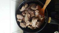 自制酱牛肉做法图解6)