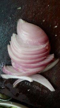 家常菜清炒海带丝做法图解2)