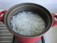 家常美味麻辣米粉做法图解13)