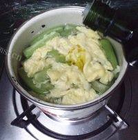 美味的丝瓜蛋汤做法图解9)