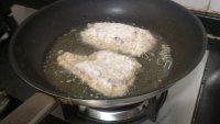 香酥的炸鱼排做法图解7)