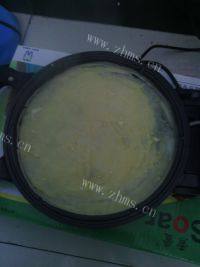 口感好的鸡蛋饼做法图解4)