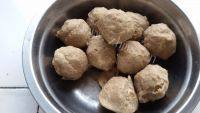 美味的白菜烧牛肉丸做法图解1)