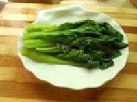 易做的白灼菜心做法图解5)