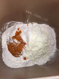 美味的金钱卷面包做法图解2)