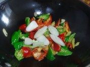 家常菜辣椒炒牛肉做法图解6)