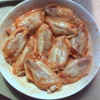 美味的奥尔良烤翅做法图解3)