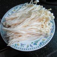自己做的凉拌金针菇做法图解1)