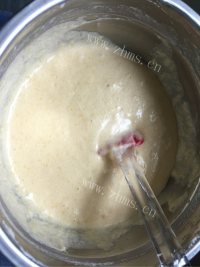 热腾腾的杯子蛋糕做法图解7)