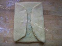 「家有大厨」香葱苏打饼干做法图解6)