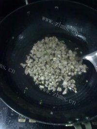 自己做的香菇肉酱面做法图解4)