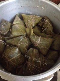 彩豆肉粽做法图解6)
